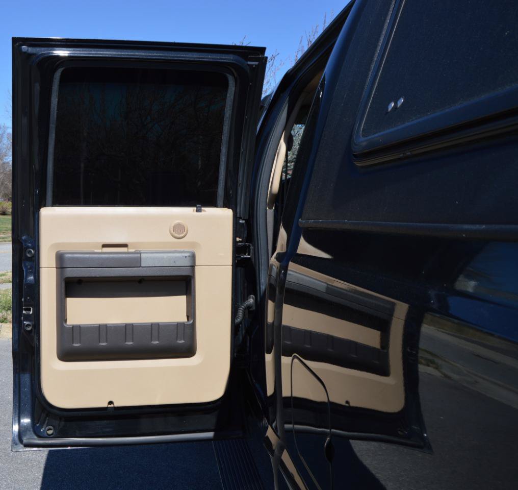 Used 2011 Ford F350 Lariat w/ Camper Pkg AWD/4WD image 13