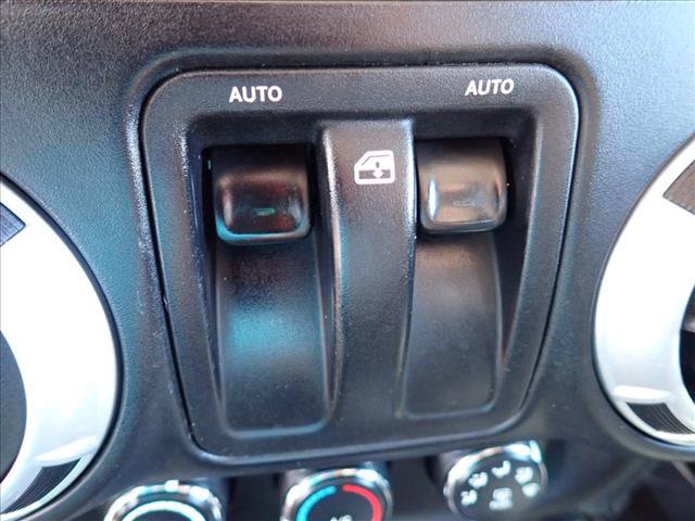 Used 2013 Jeep Wrangler Sahara w/ Dual Top Group AWD/4WD image 18