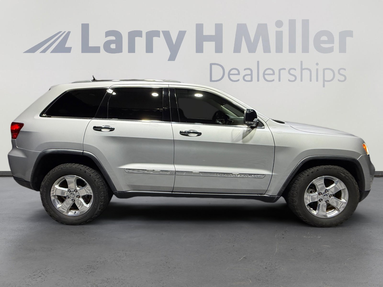 Used 2012 Jeep Grand Cherokee Limited image 6
