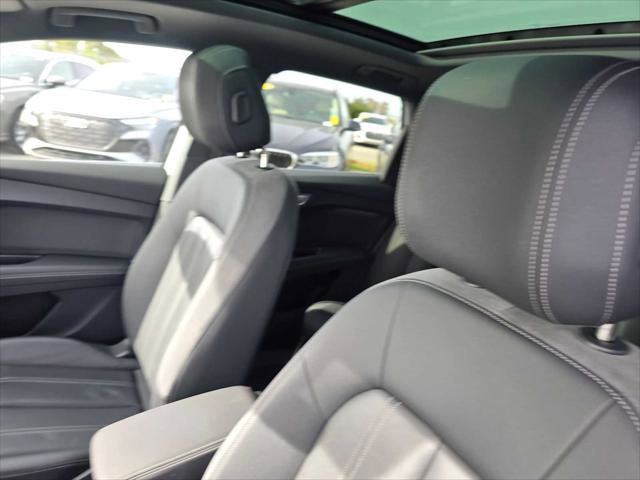 Used 2023 Audi Q4 e-tron Premium Plus w/ Premium Plus image 25