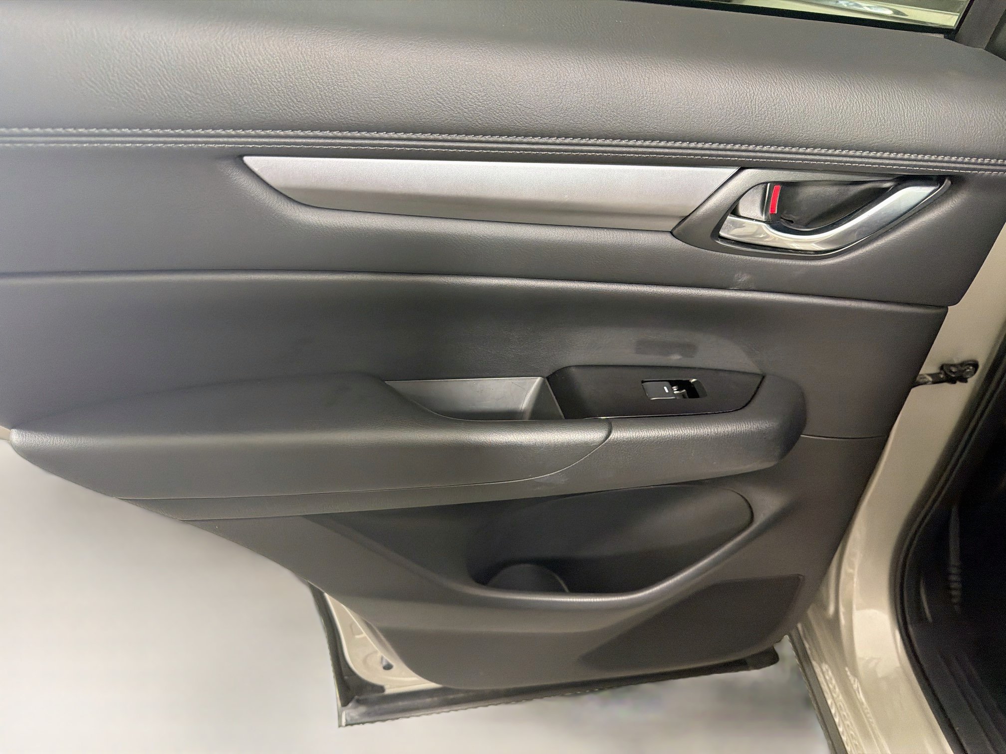 Used 2025 MAZDA CX-5 AWD 2.5 S w/ Preferred Package image 25