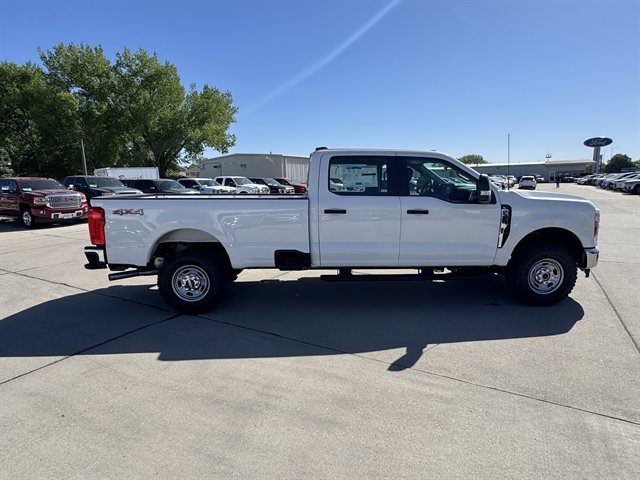 New 2026 Ford F350 XL AWD/4WD image 2