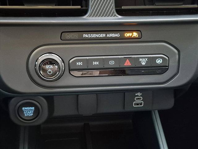 New 2026 Ford Maverick Lobo AWD/4WD image 12
