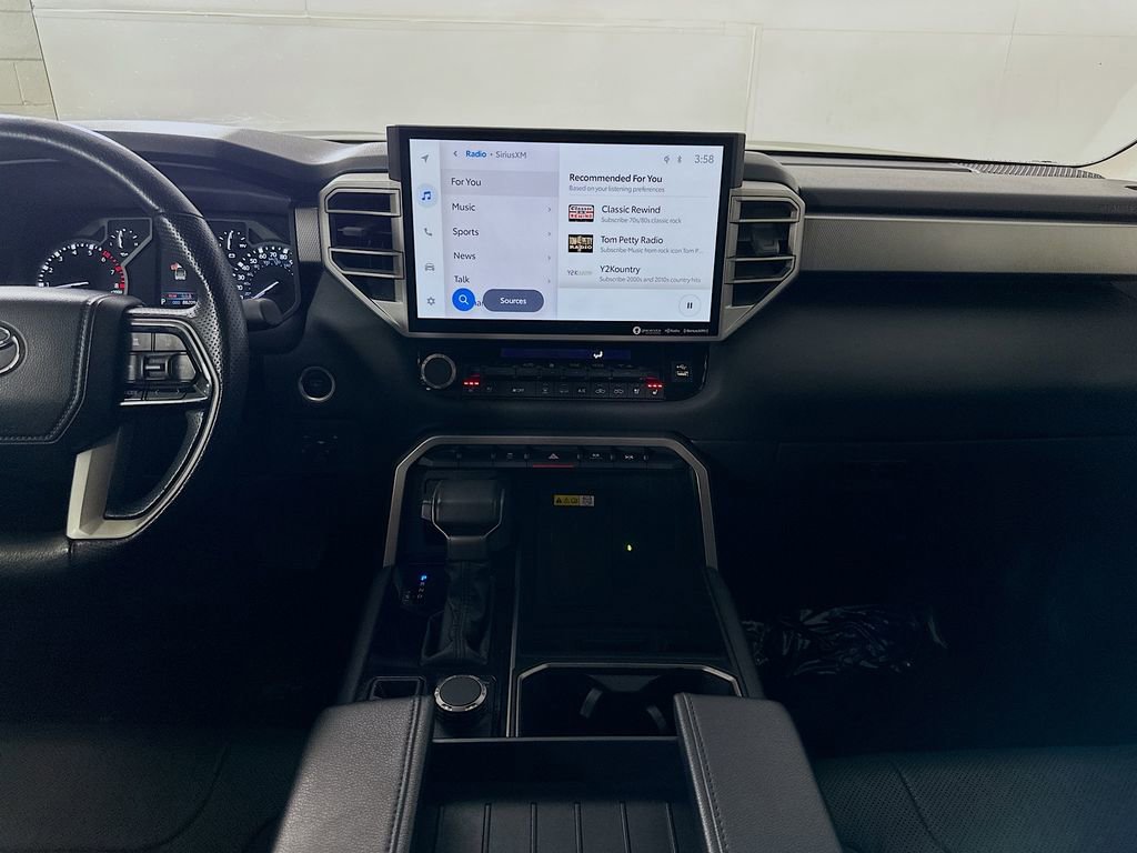 Used 2023 Toyota Tundra Limited w/ Power Package image 18