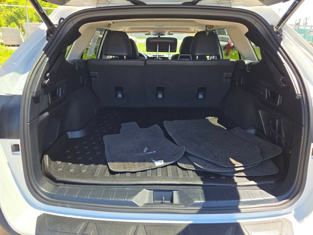 Certified 2024 Subaru Outback Limited AWD/4WD image 16
