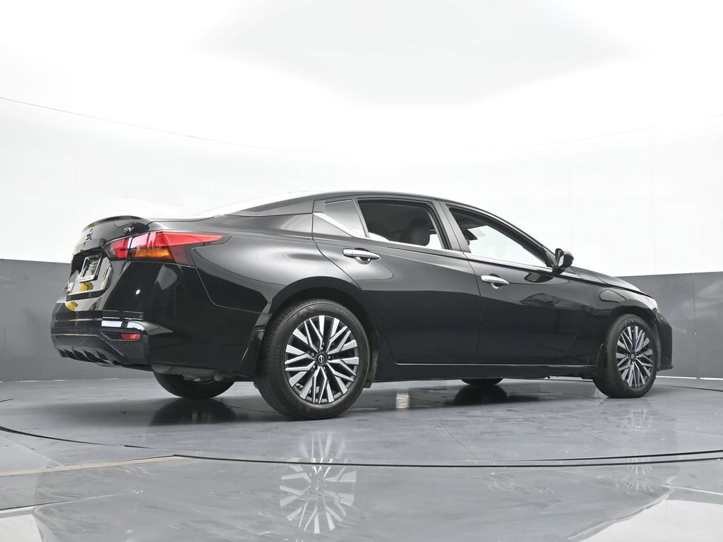 Used 2024 Nissan Altima 2.5 SV image 93
