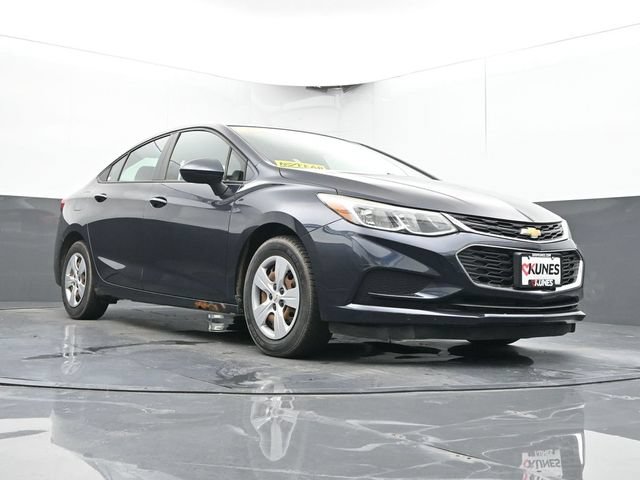 Used 2016 Chevrolet Cruze LS FWD image 42