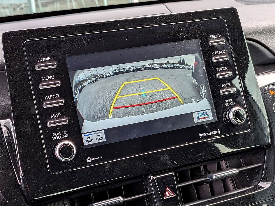 Used 2022 Toyota Camry SE image 24