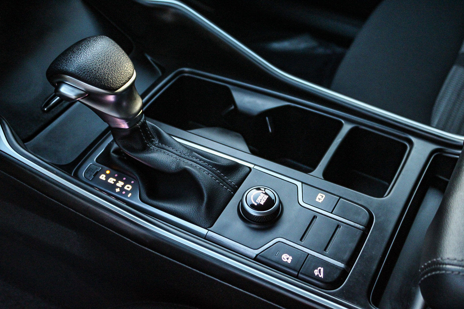 Used 2023 Kia Sorento LX image 19