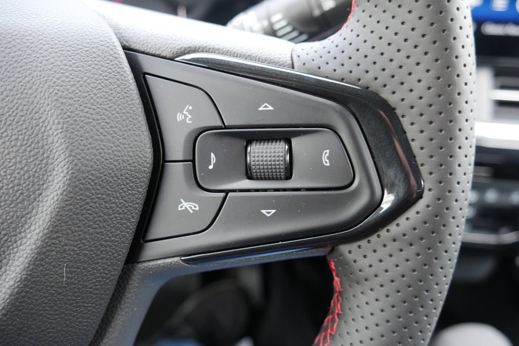 New 2026 Chevrolet Trax RS w/ Driver Confidence Package image 13