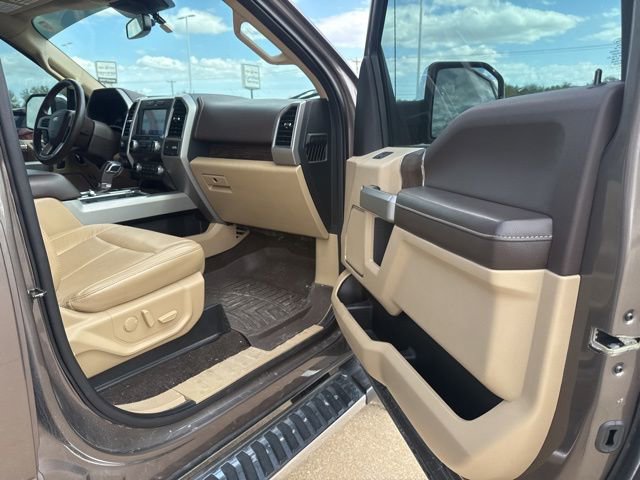 Used 2019 Ford F150 Lariat w/ Equipment Group 502A Luxury AWD/4WD image 23