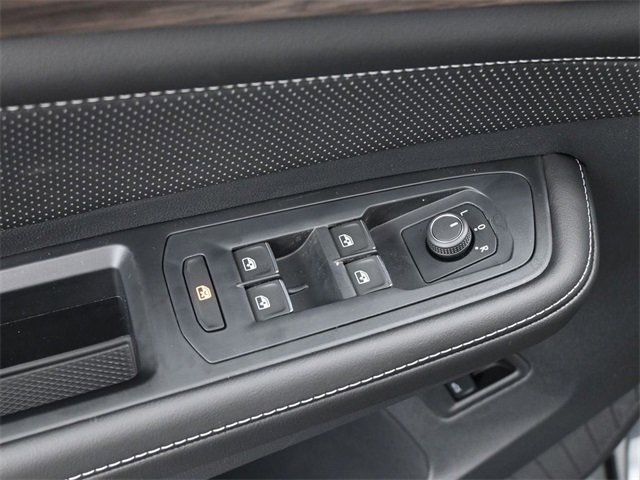 New 2025 Volkswagen Atlas SEL image 13