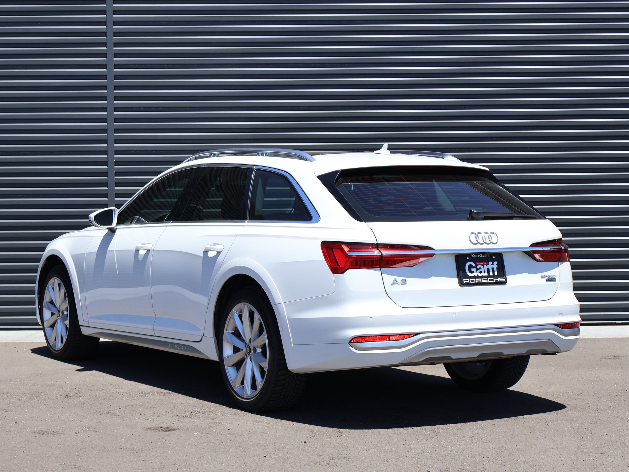 Used 2023 Audi A6 3.0T allroad Prestige w/ Prestige Package AWD/4WD image 7
