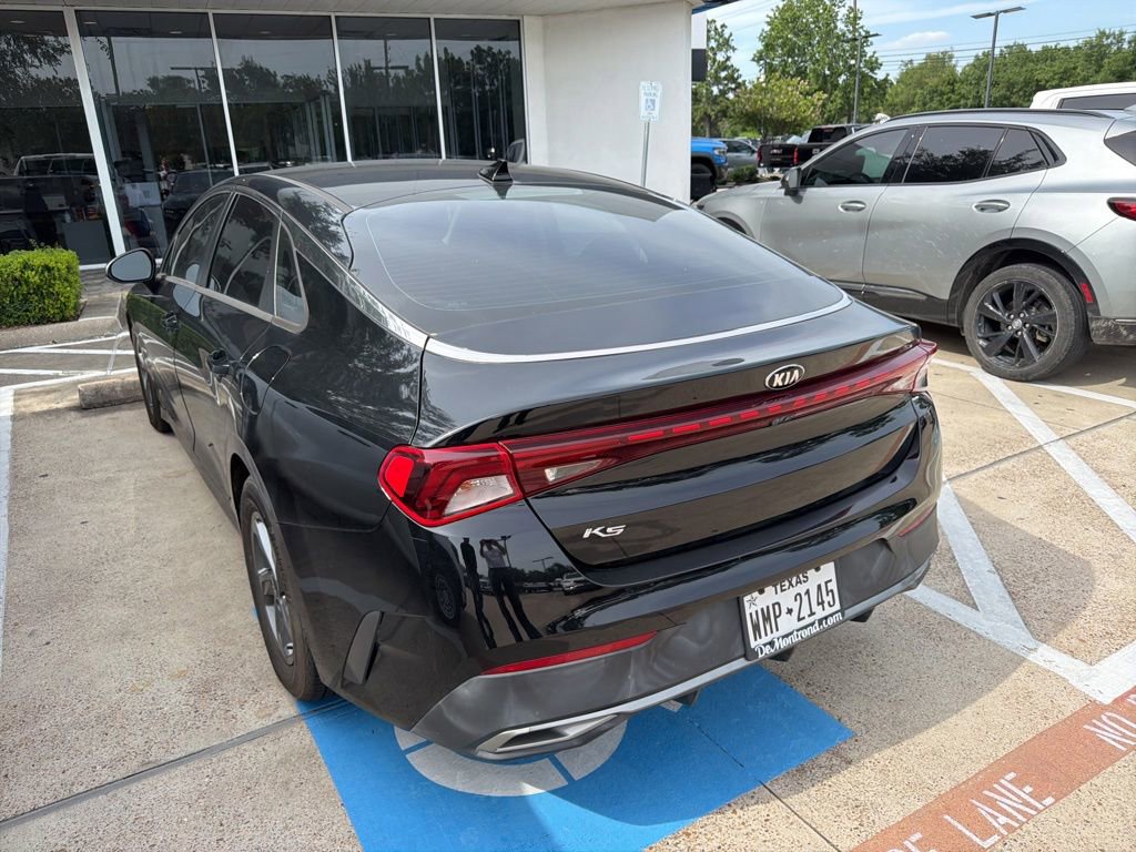 Used 2021 Kia K5 LX FWD image 2