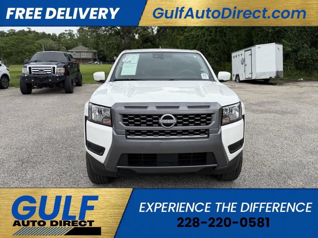 Used 2025 Nissan Frontier SV RWD image 2
