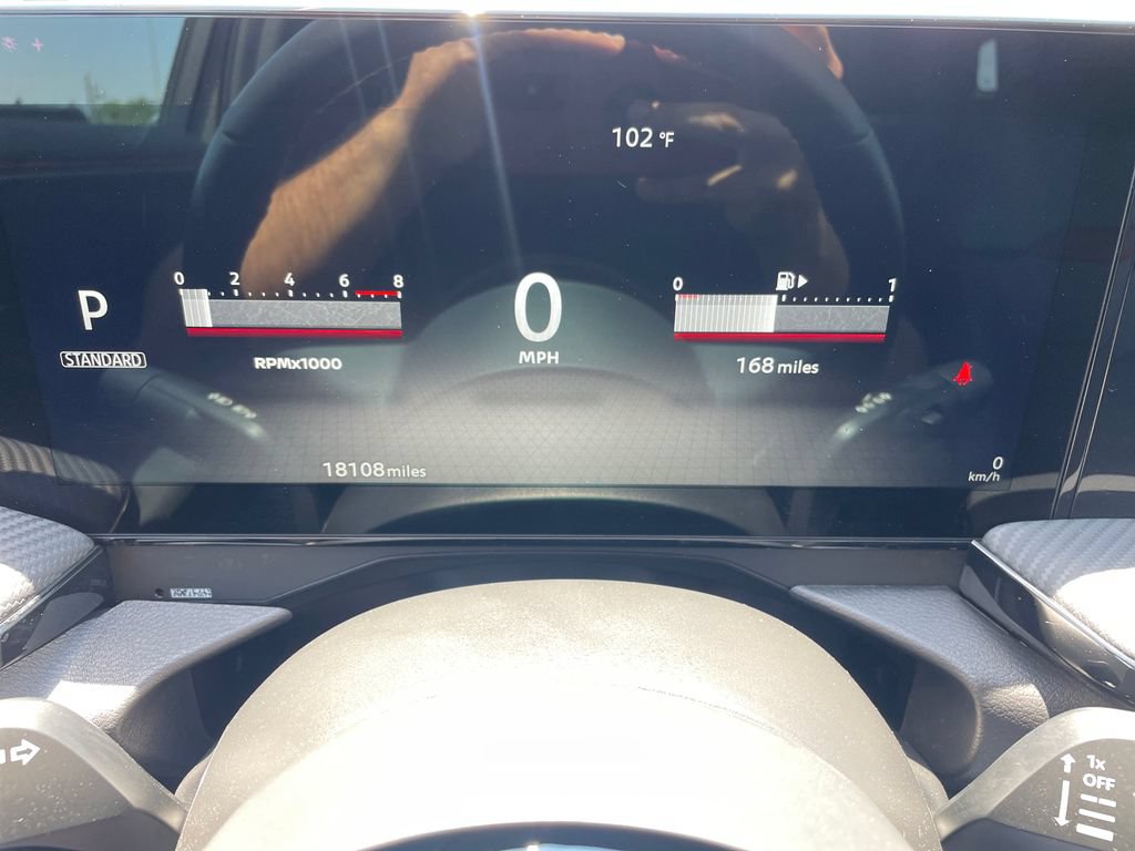 Certified 2025 Nissan Kicks SR FWD image 15