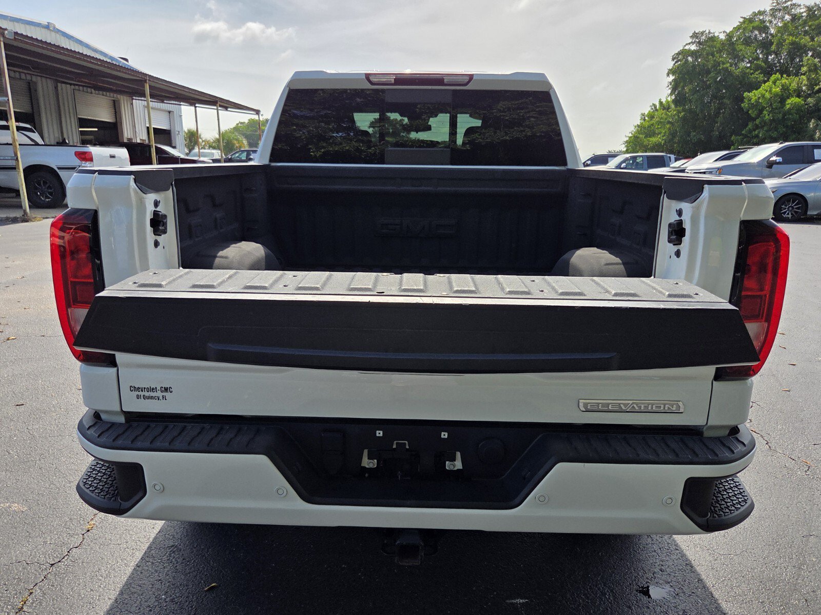 Certified 2022 GMC Sierra 1500 Elevation w/ Elevation Premium Package AWD/4WD image 13
