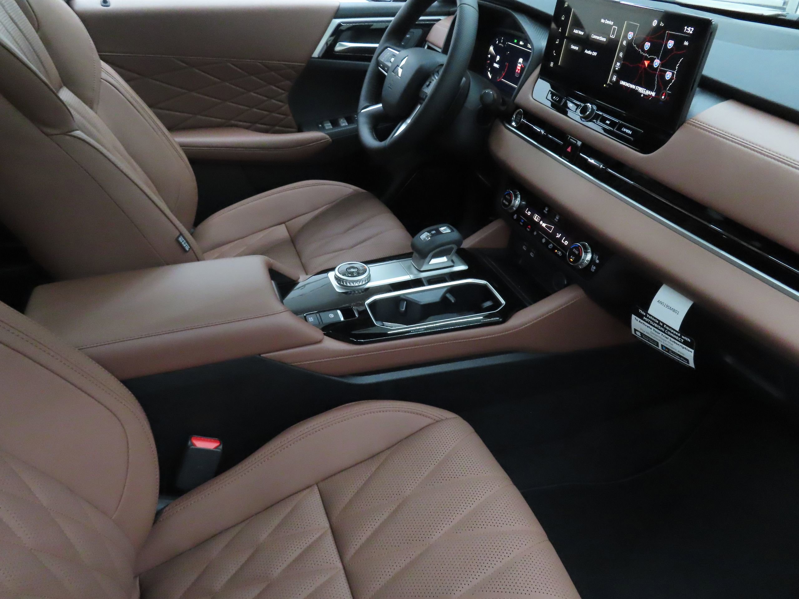 New 2026 Mitsubishi Outlander SEL image 25