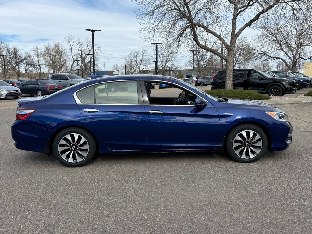 Used 2017 Honda Accord EX-L image 3