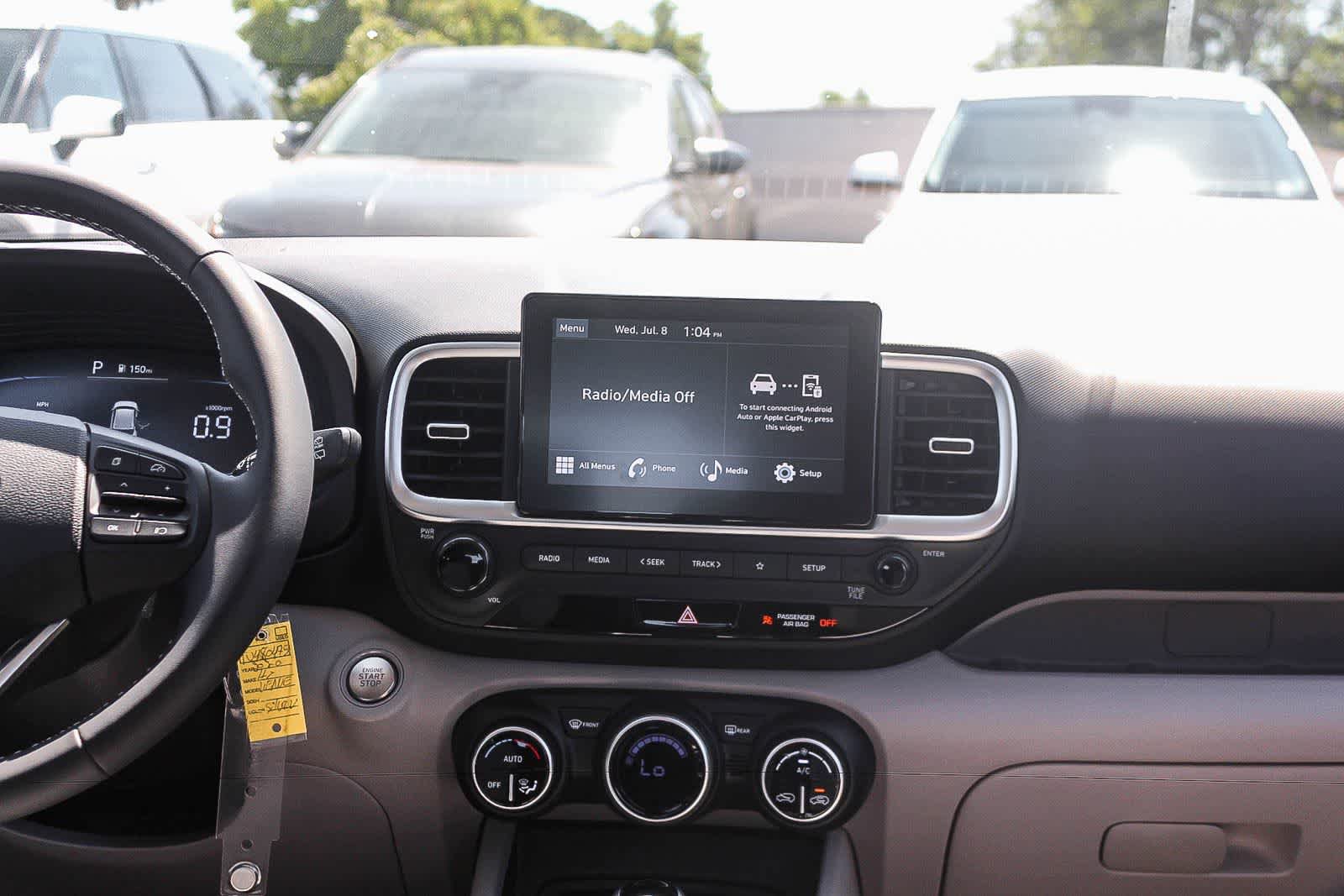 New 2026 Hyundai Venue SEL FWD image 18
