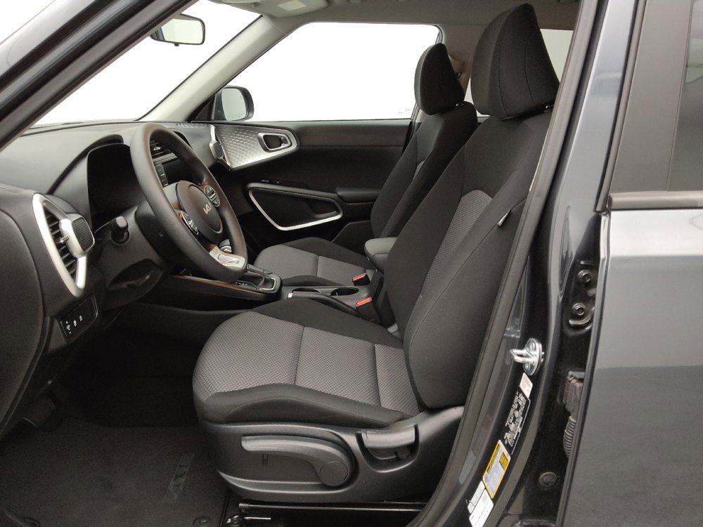 Used 2024 Kia Soul LX w/ LX Technology Package image 17
