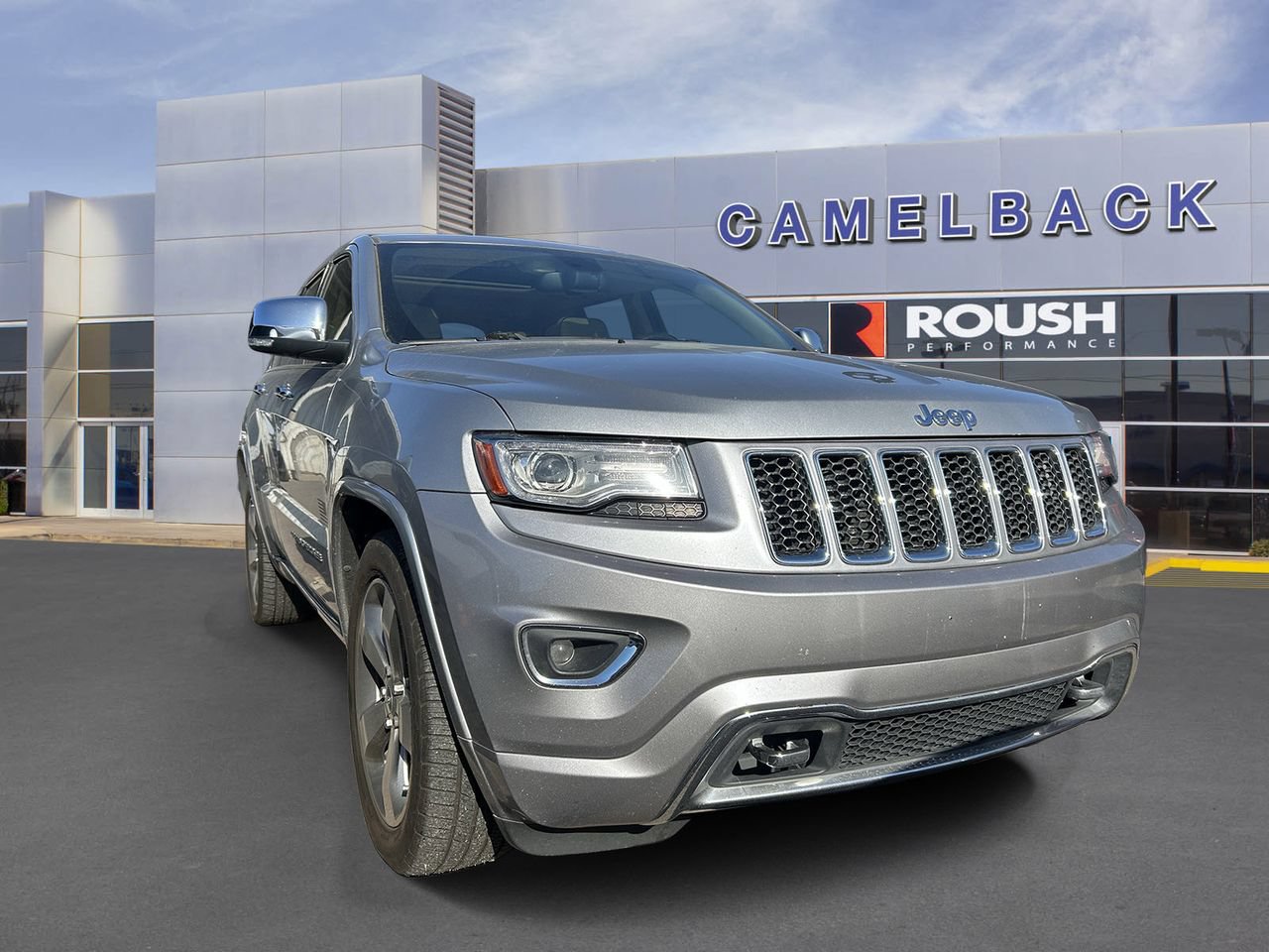Used 2014 Jeep Grand Cherokee Overland w/ Trailer Tow Group IV RWD image 3