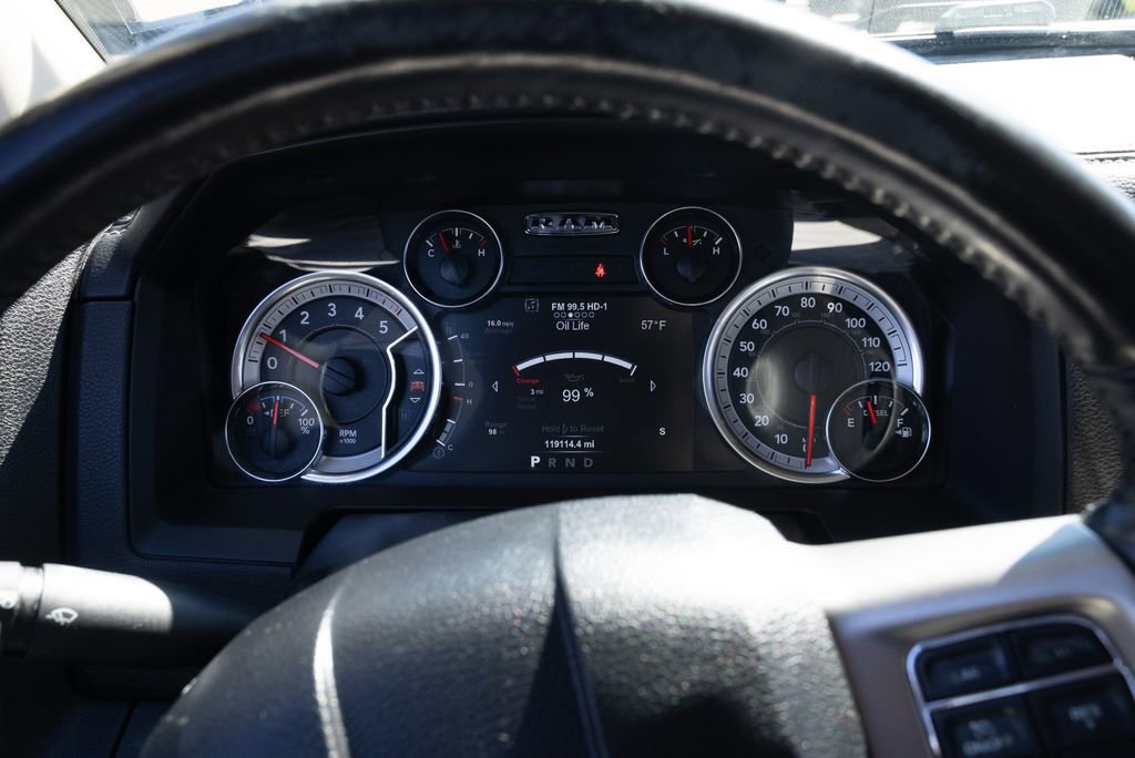 Used 2018 RAM 1500 Laramie w/ Convenience Group AWD/4WD image 13