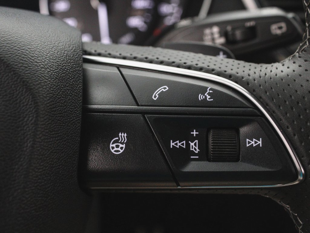 Used 2023 Audi SQ5 Premium w/ Convenience Package image 24