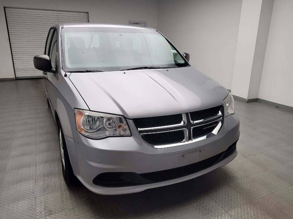 Used 2016 Dodge Grand Caravan American Value Package w/ UConnect Hands-Free Group FWD image 14