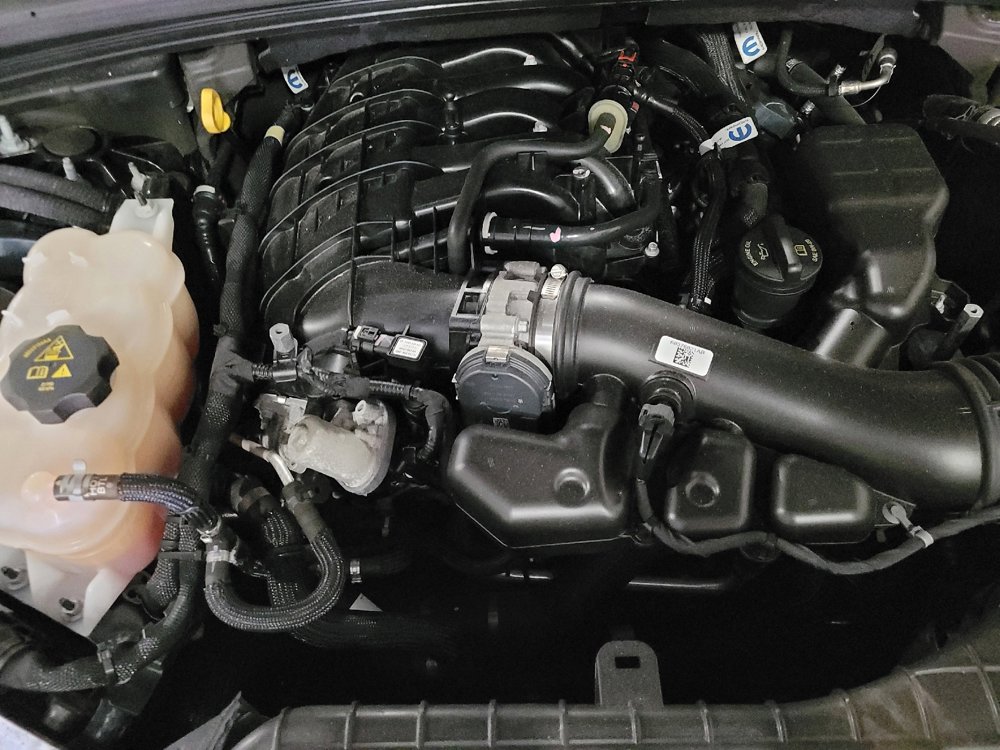 Used 2023 Jeep Grand Cherokee L Laredo image 30