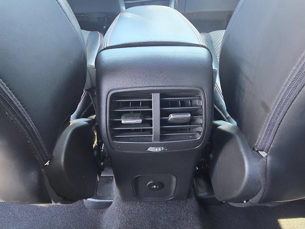 Used 2023 Ford Escape ST-Line Select AWD/4WD image 29