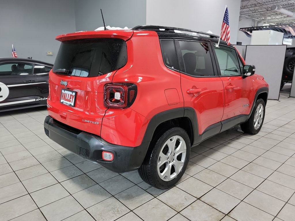 Used 2023 Jeep Renegade Limited w/ Limited Elite Group image 14