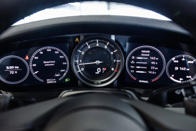 Used 2020 Porsche 911 Carrera S w/ Premium Package RWD image 37