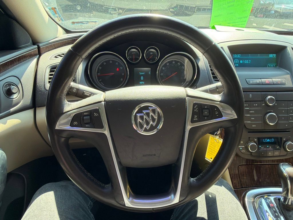 Used 2012 Buick Regal Leather FWD image 11