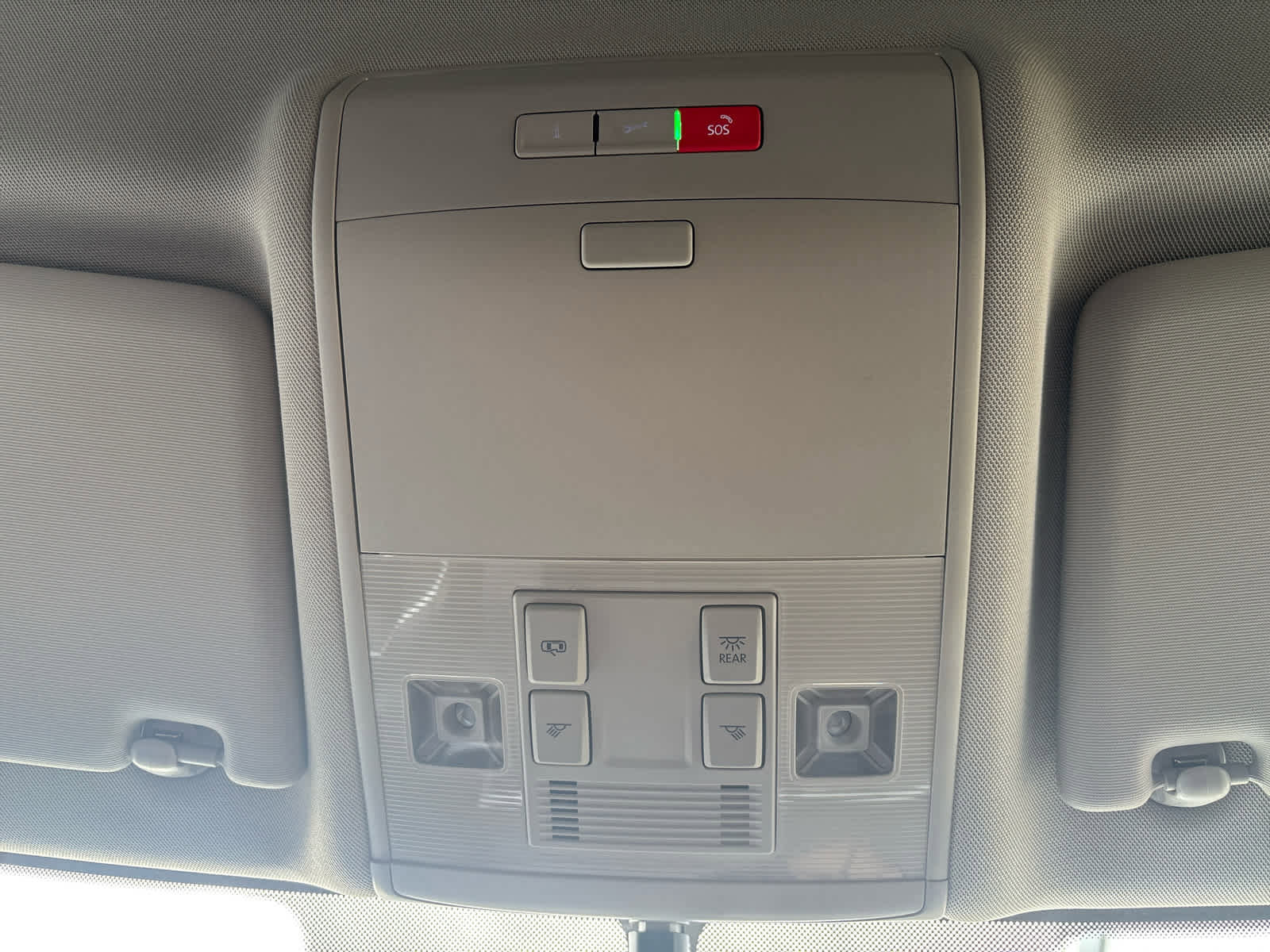 Used 2023 Volkswagen Atlas SE image 35