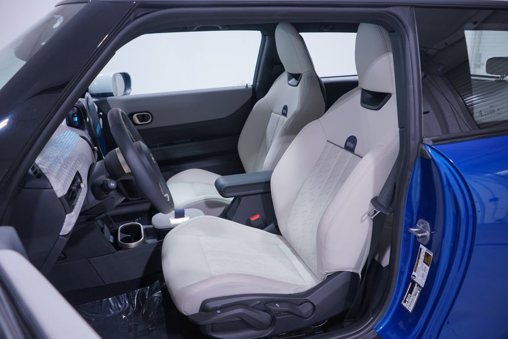 Used 2025 MINI Cooper S image 7