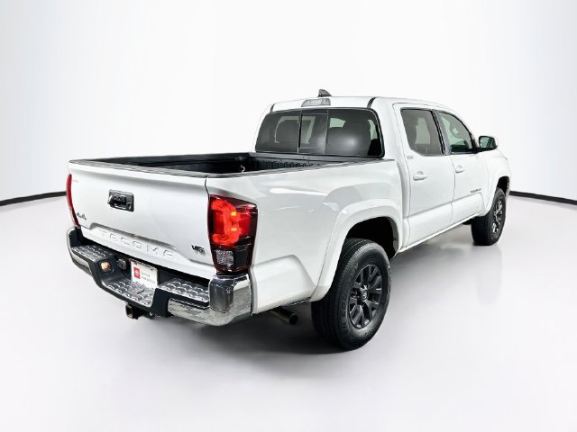 Certified 2023 Toyota Tacoma SR5 AWD/4WD image 9