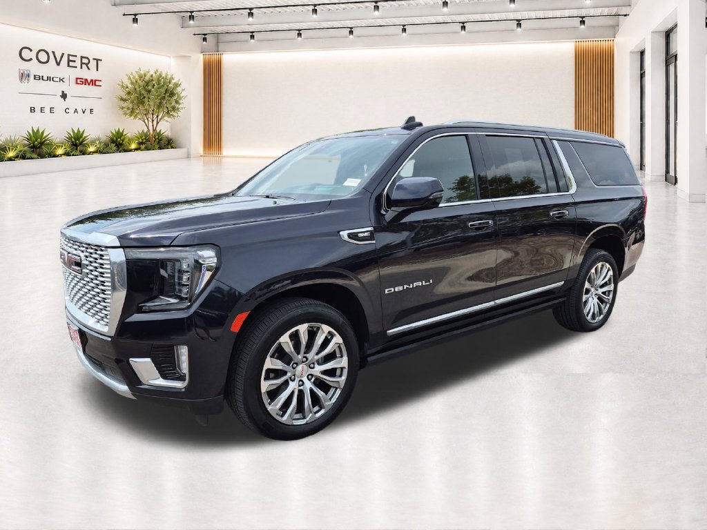 Used 2023 GMC Yukon XL Denali AWD/4WD image 4