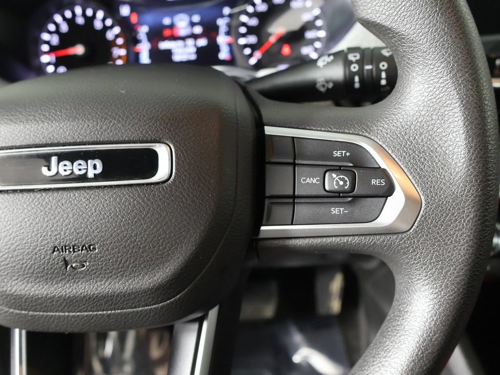 Used 2025 Jeep Compass Sport AWD/4WD image 37