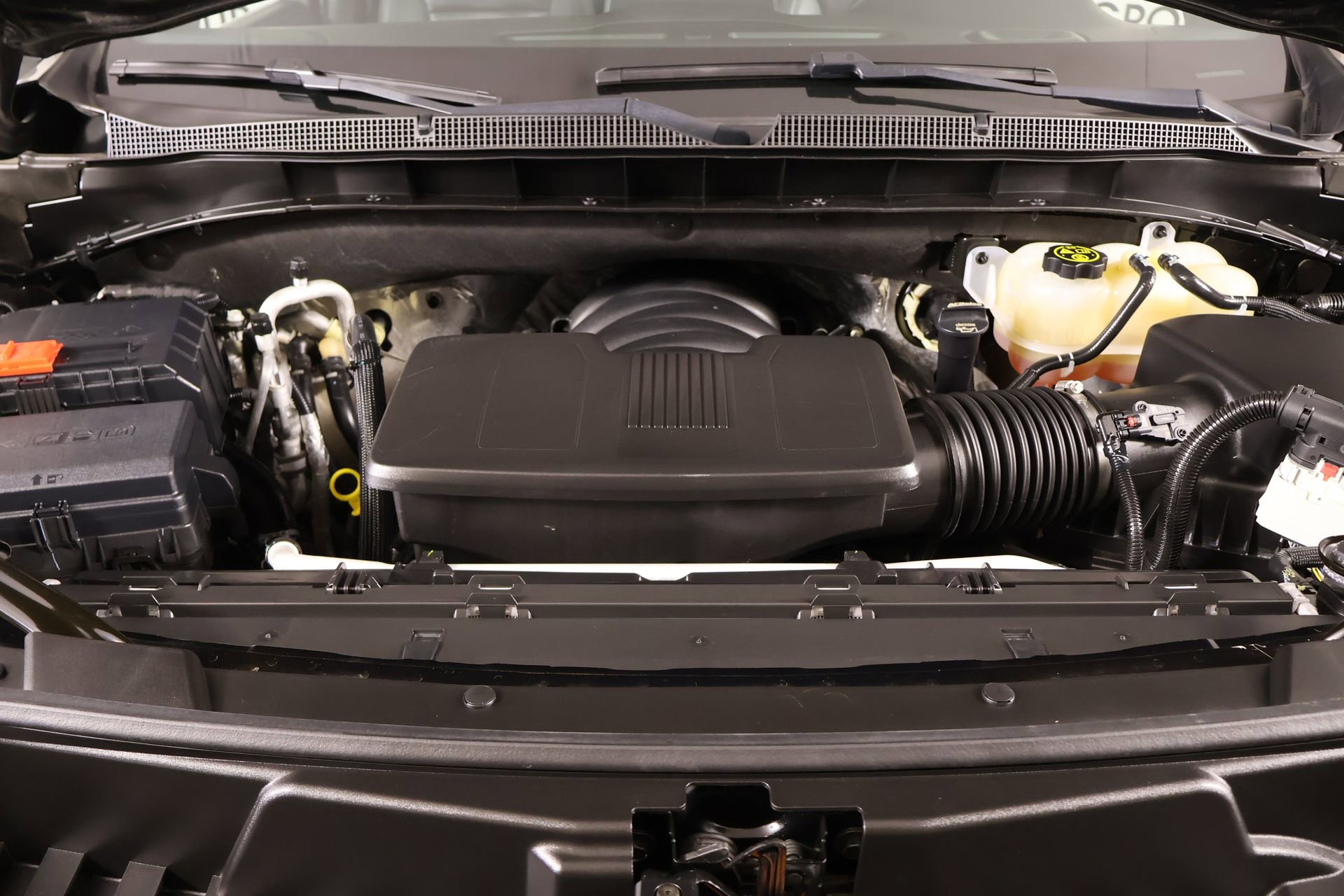 Used 2023 Chevrolet Suburban Z71 w/ Z71 Off-Road Package image 23