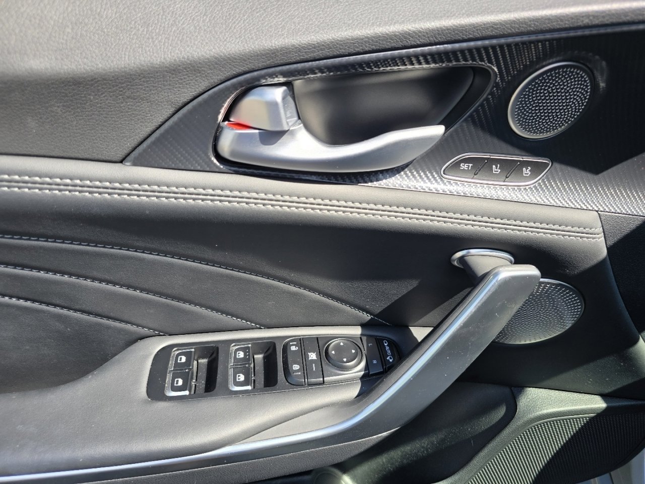 Used 2022 Kia Stinger GT2 w/ Scorpion Package AWD/4WD image 14