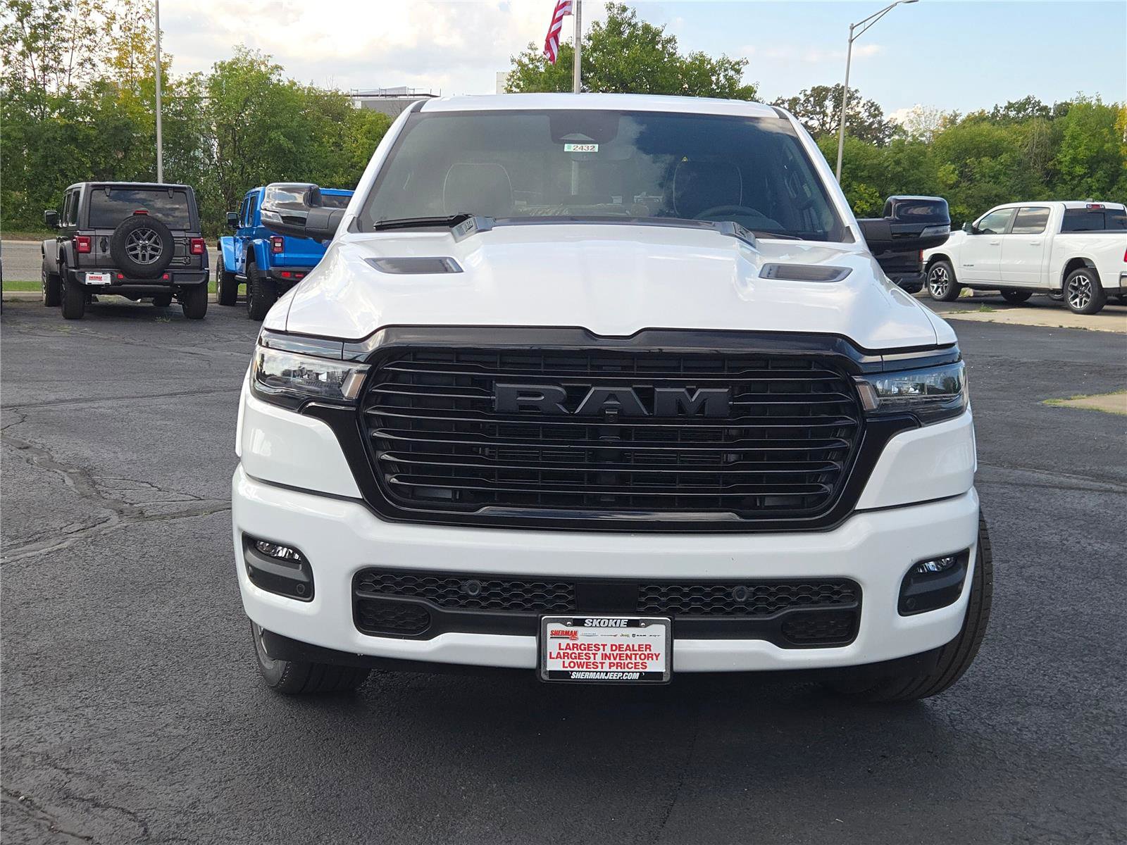New 2026 RAM 1500 Laramie w/ Night Edition image 4