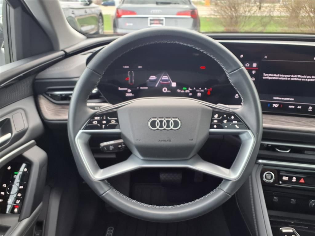 Used 2025 Audi Q5 Premium w/ Convenience Package AWD/4WD image 18