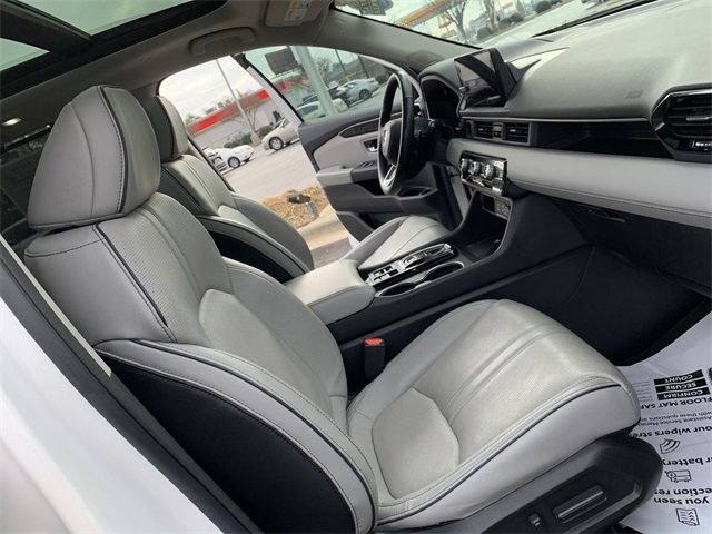 Used 2023 Honda Pilot Elite image 14