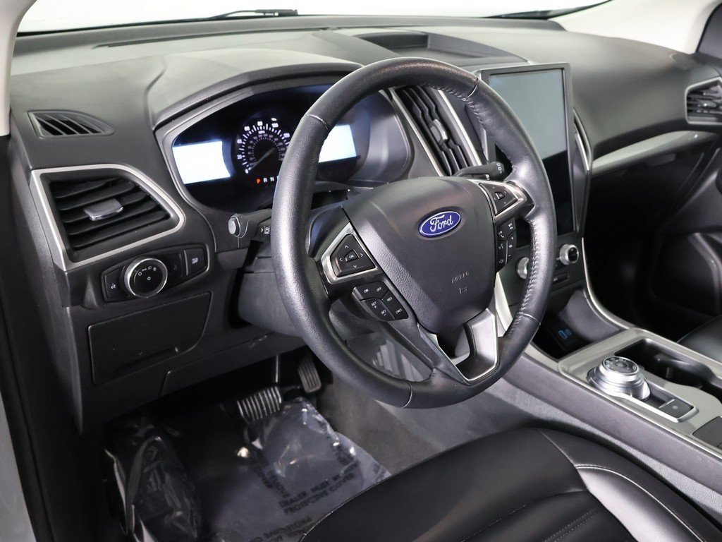 Used 2024 Ford Edge SEL image 24