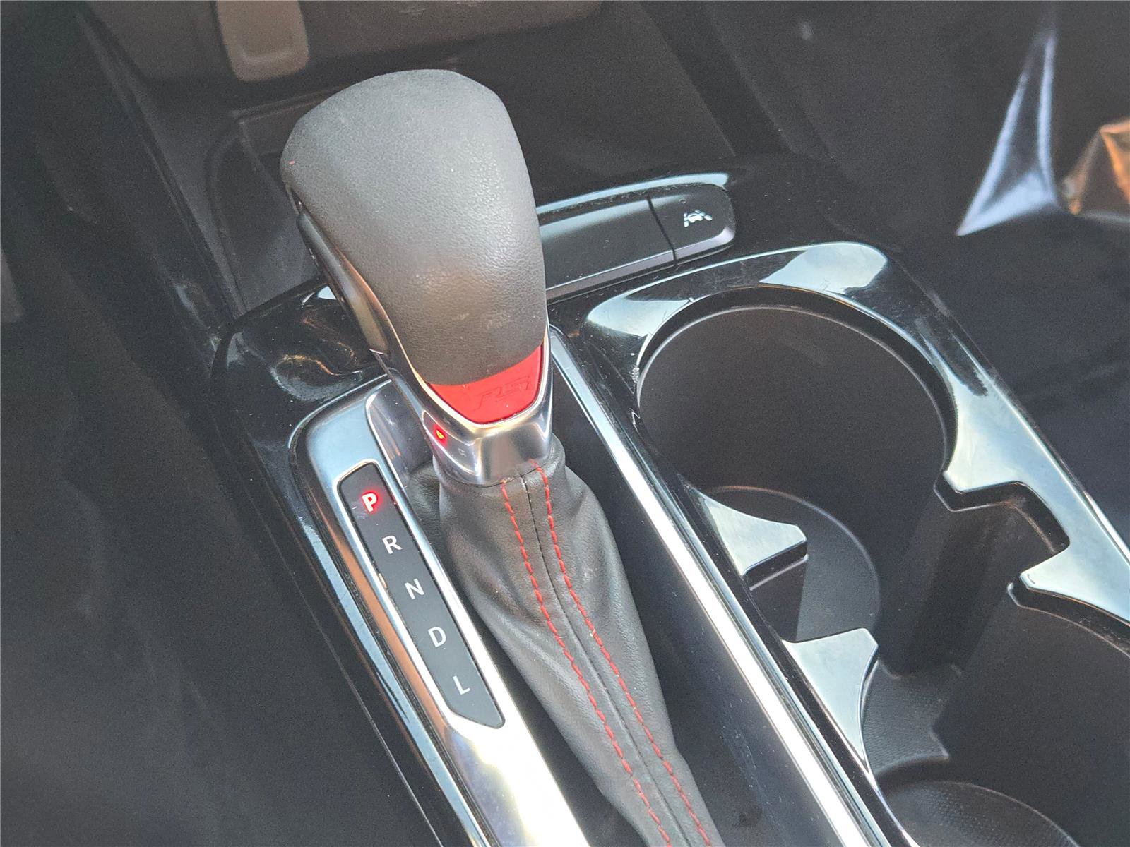 Used 2024 Chevrolet Trax RS w/ Sunroof Package image 31