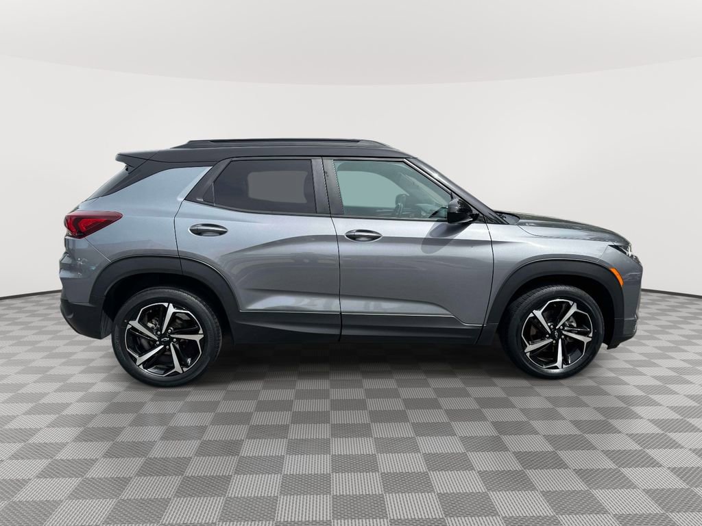 Used 2022 Chevrolet TrailBlazer RS FWD image 8