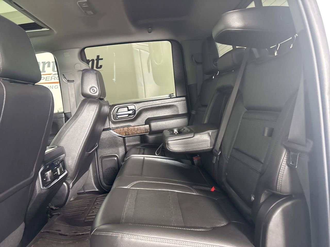 Used 2020 GMC Sierra 2500 Denali w/ Denali Ultimate Package image 25