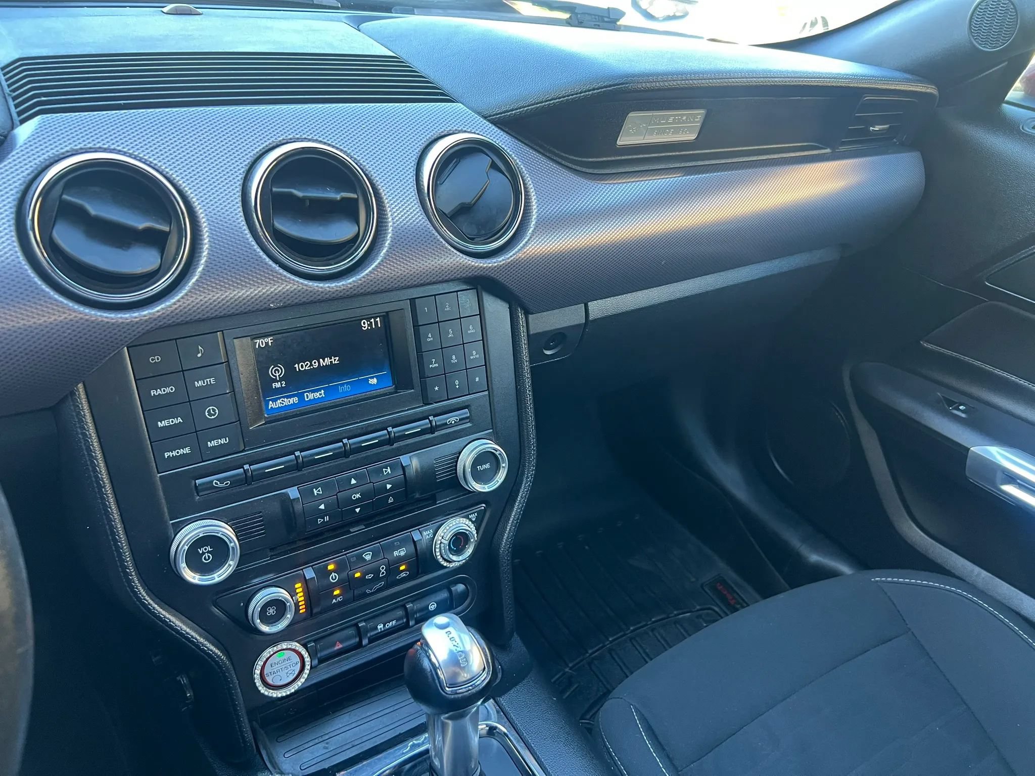 Used 2017 Ford Mustang Coupe RWD image 22