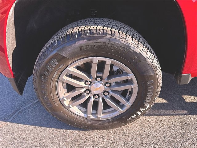 Used 2023 Chevrolet Colorado LT w/ LT Convenience Package II image 32